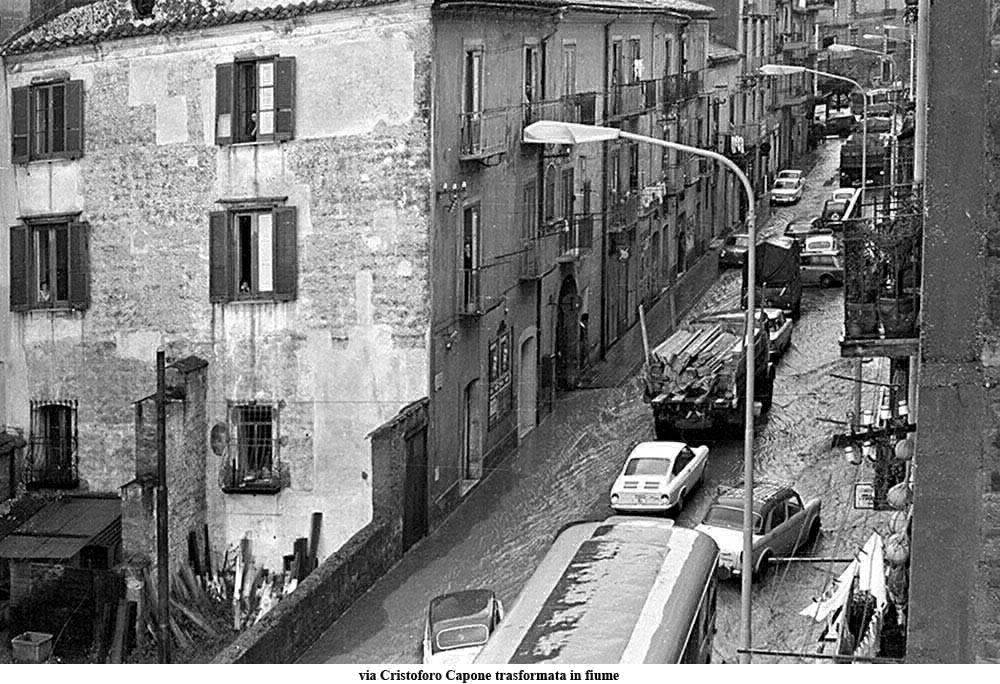 via Cristoforo Capone