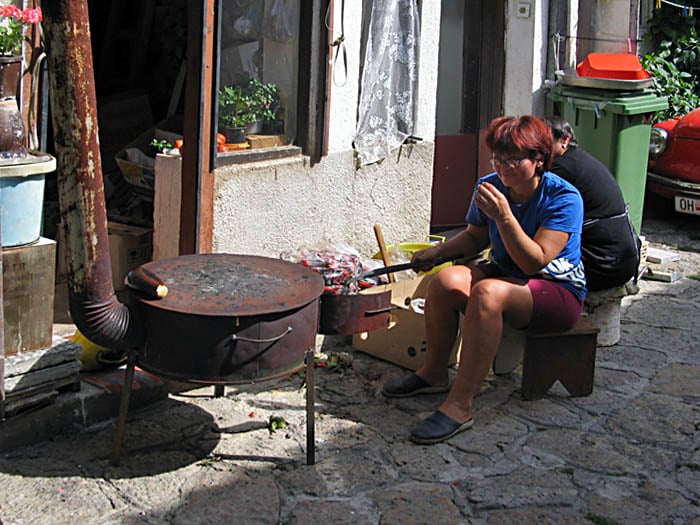L’Ajvar è una salsa originaria dei Balcani, particolarmente popolare in Serbia e Macedonia