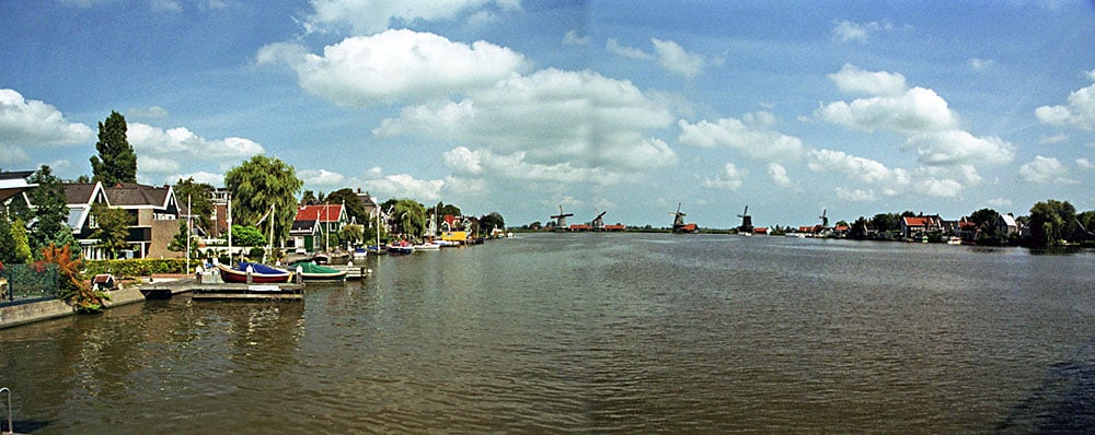 Zaanse Schans is an open-air museum located northeast of Amsterdam, on the banks of the Zaan River that flows through Zaandam.