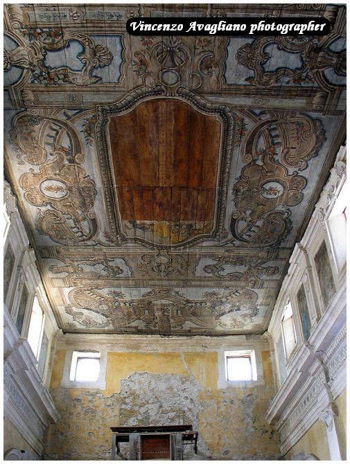 Roscigno Vecchia interno Chiesa di San Nicola di Bari soffitto