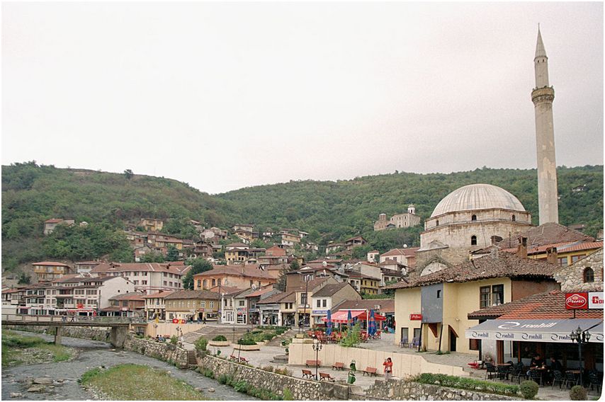 La moschea Sinan Pasha (1600-1601) di Prizren nel centro della vecchia capitale del Kosovo  Sinan Pasha Mosque (1600-1601)