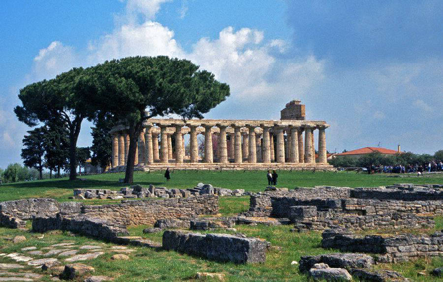 Paestum Tempio di Cerere