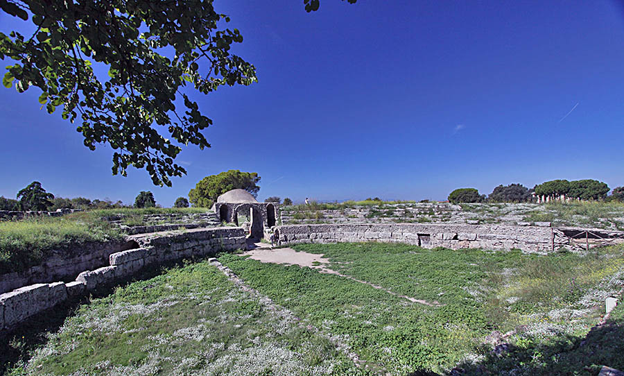 L'anfiteatro della Paestum romana
