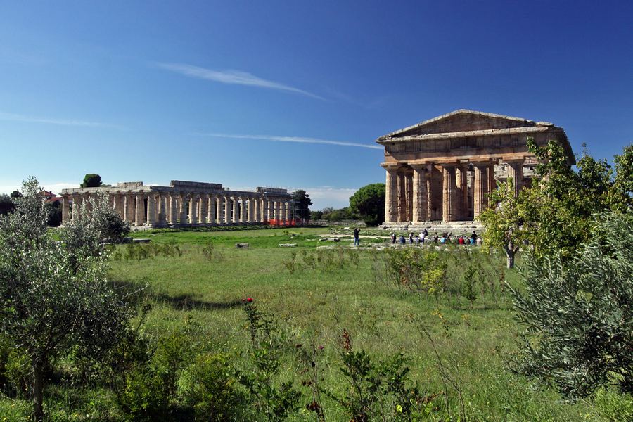 Tempio di Nettuno Poseidone e Basilica Hera