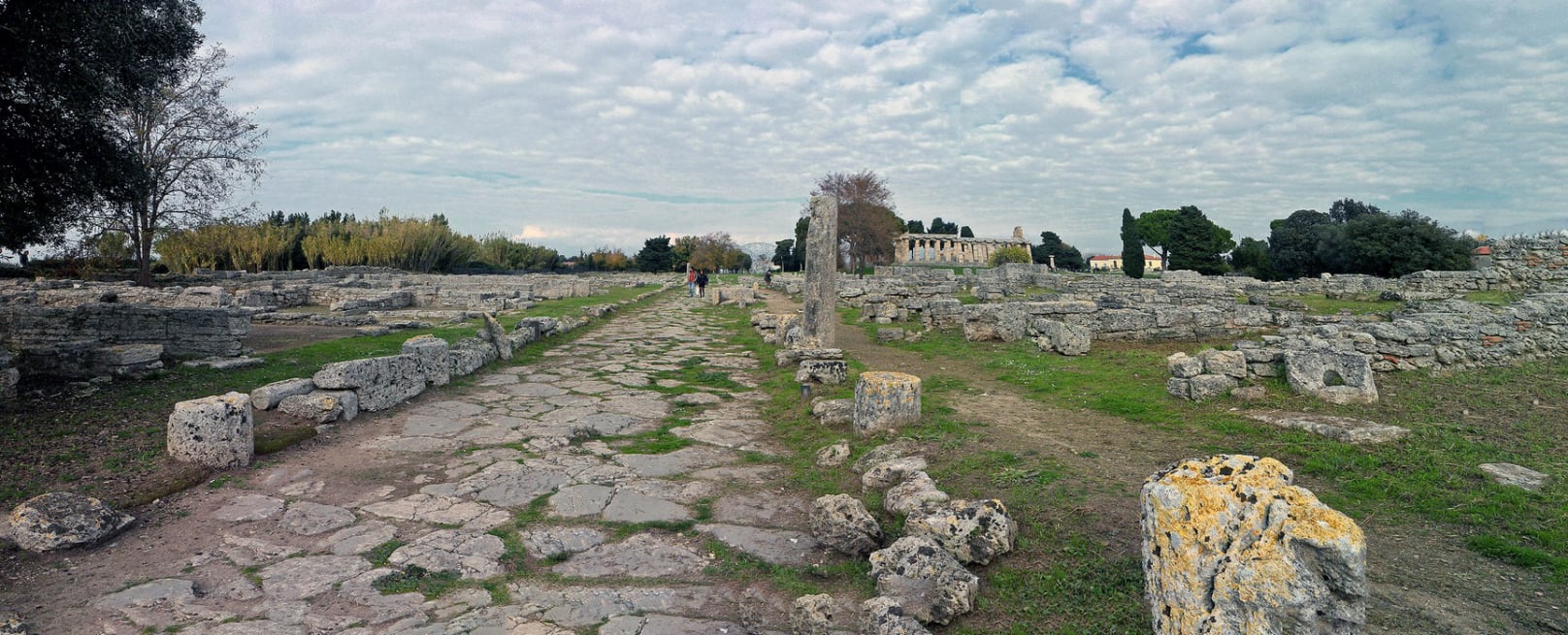 Paestum Via Sacra