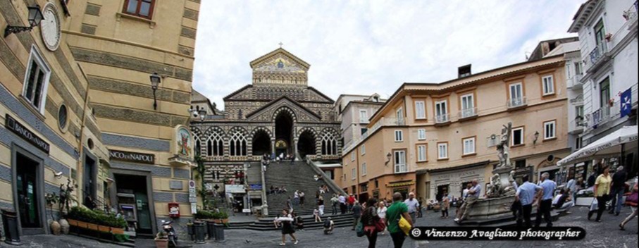 Amalfi Piazza Duomo
