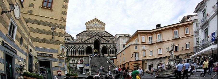 Amalfi Piazza Duomo