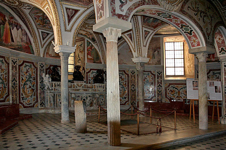 La Cripta del Duomo di Salerno altere dei martiri