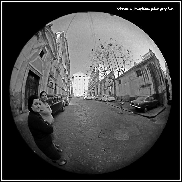 Salerno centro storico Via dei Canali nei pressi di largo San Pietro a Corte