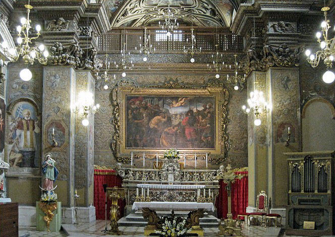 Altare centrale