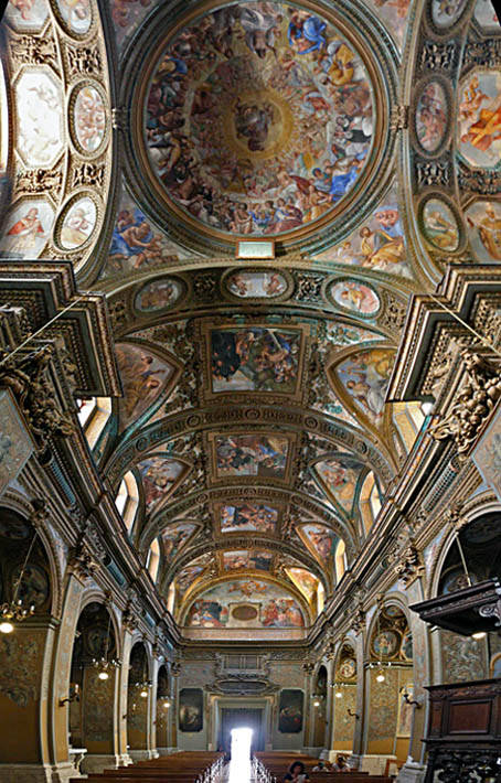 La decorazione della cupola con il Paradiso