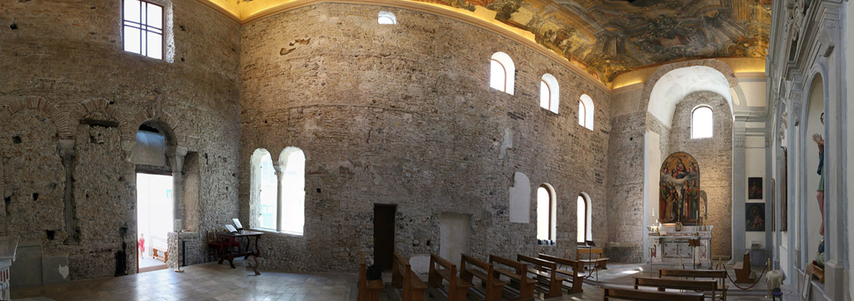 San Pietro a Corte - Cappella Palatina - Foto di circa 330°