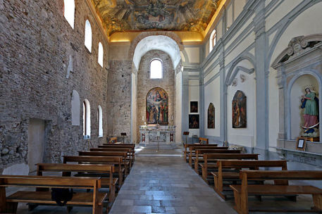 Largo San Pietro a Corte Cappella Palatina