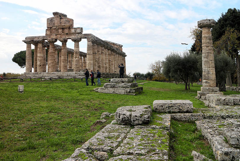 Tempio di Cerere Paestum scavi